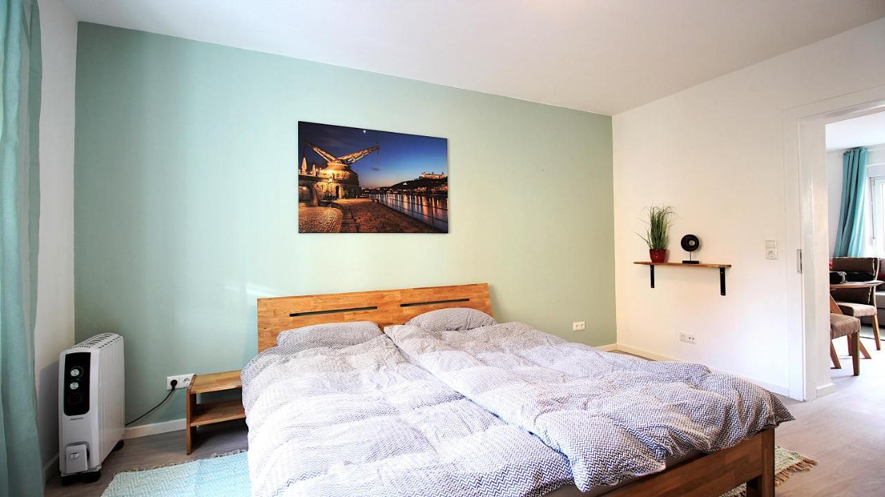 Central & Lovely - For Up To 6 Persons Wurzburg Bagian luar foto