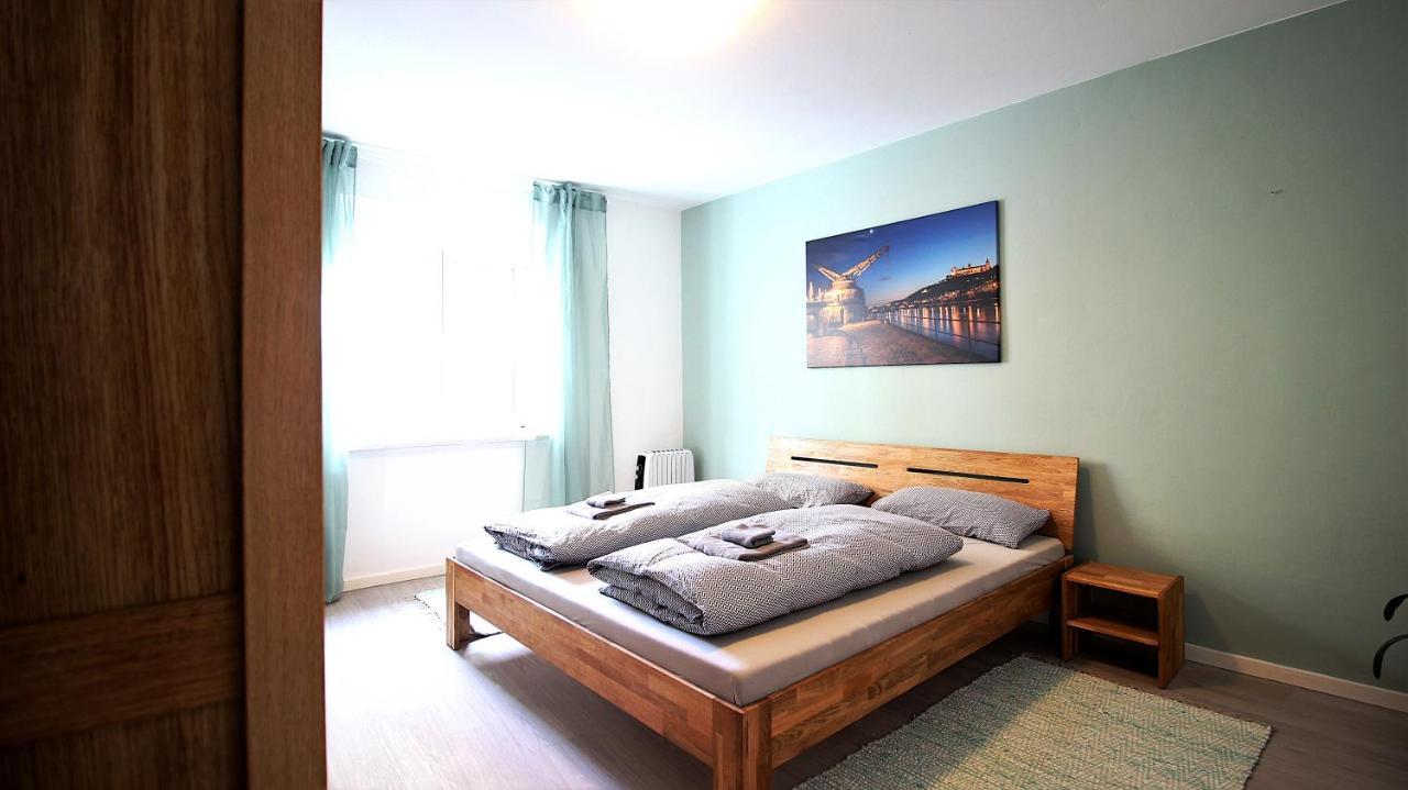 Central & Lovely - For Up To 6 Persons Wurzburg Bagian luar foto