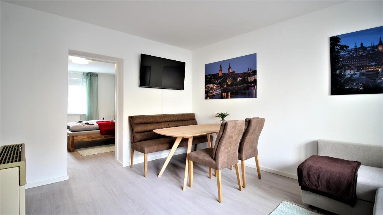 Central & Lovely - For Up To 6 Persons Wurzburg Bagian luar foto